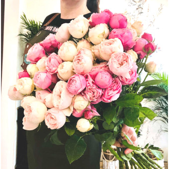 Букет пионовидных роз № 288