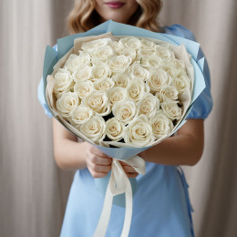 Букет белых роз №208